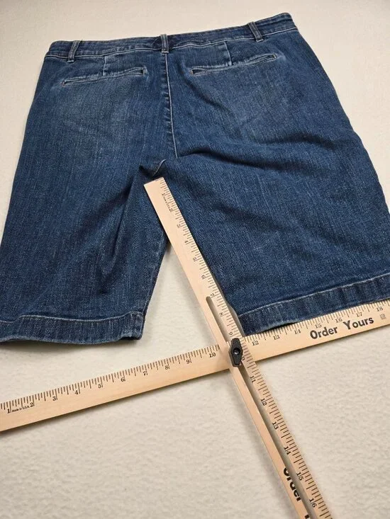 Lauren Ralph Lauren Womens Denim Bermuda Shorts Size 8 - Picture 5 of 6